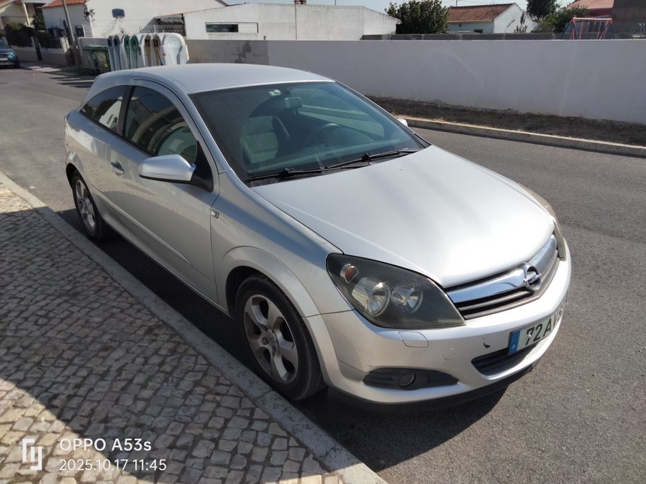 Opel Astra GTC 1.3 cdti