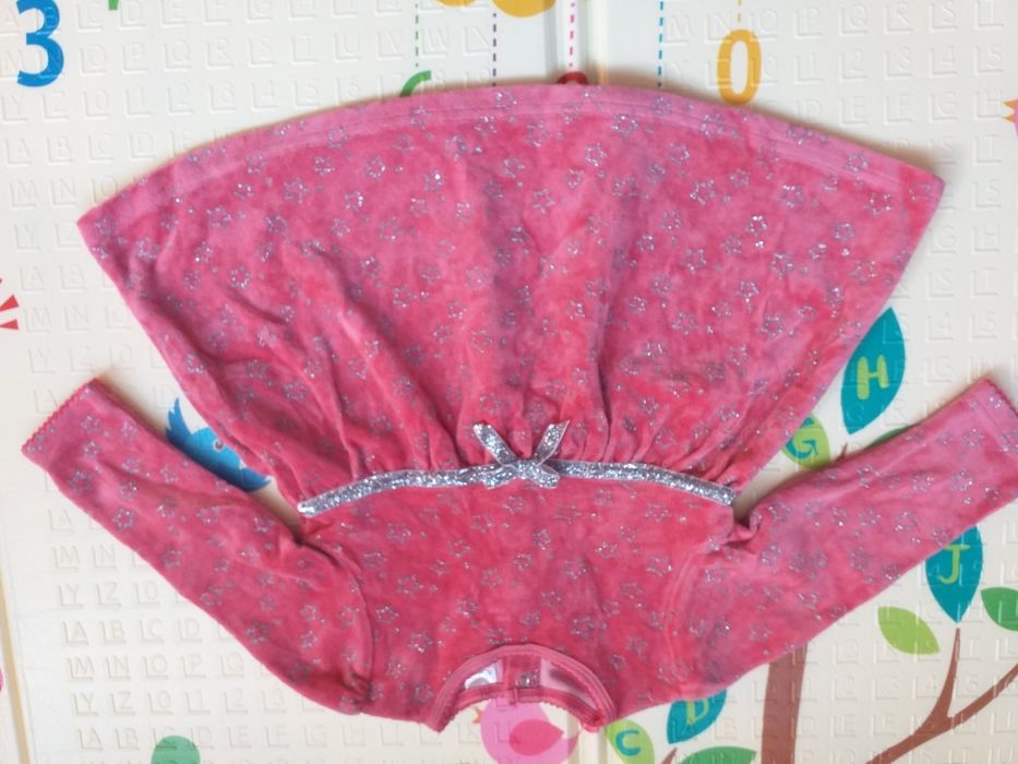 Сукня рожевого кольору 80р