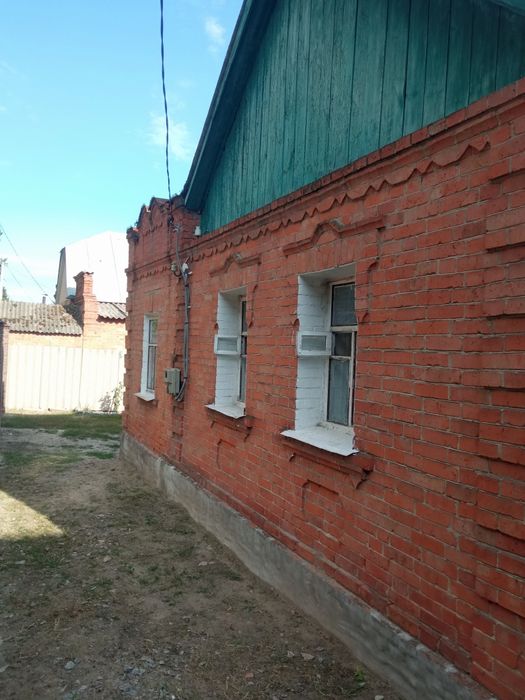 Продам будинок на Баранівкі