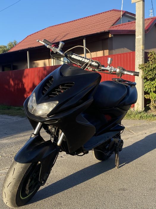 Yamaha aerox , ne slider ,neos,bws,malaguti,jog,aprilia