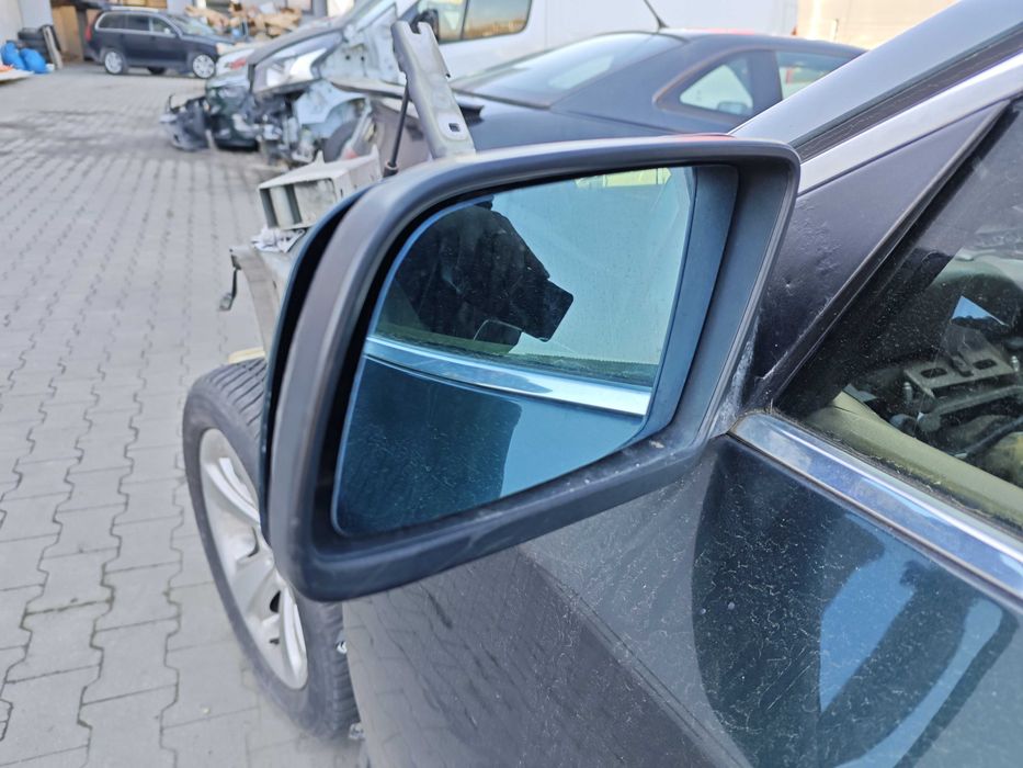 BMW E60 części - lusterka boczne (lewe + prawe)