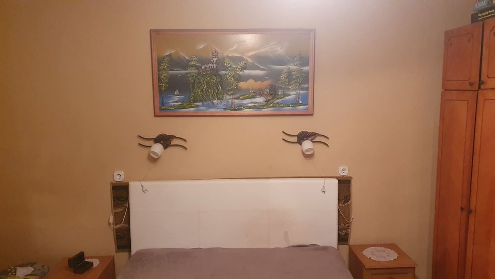 Будинок на високому фундаменті