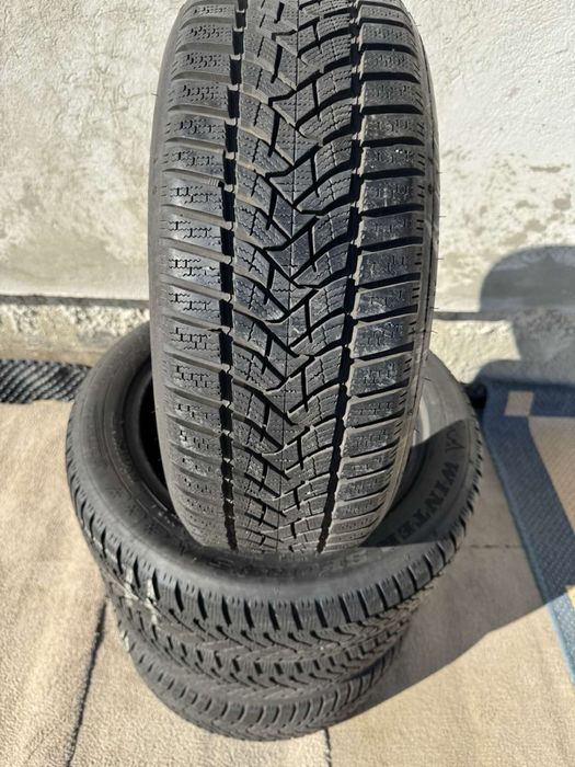 Шини зимоаі Dunlop 195/55/16 Winter