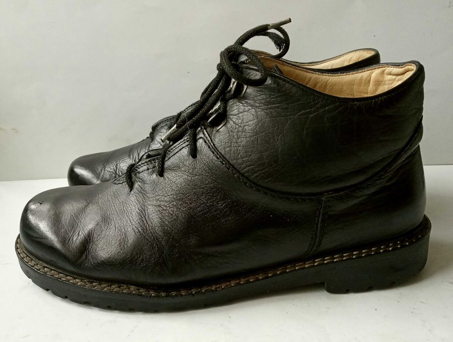 Чоловічі шкіряні черевики