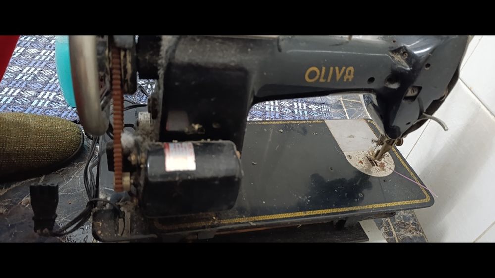 Máquina de costura oliva para desocupar