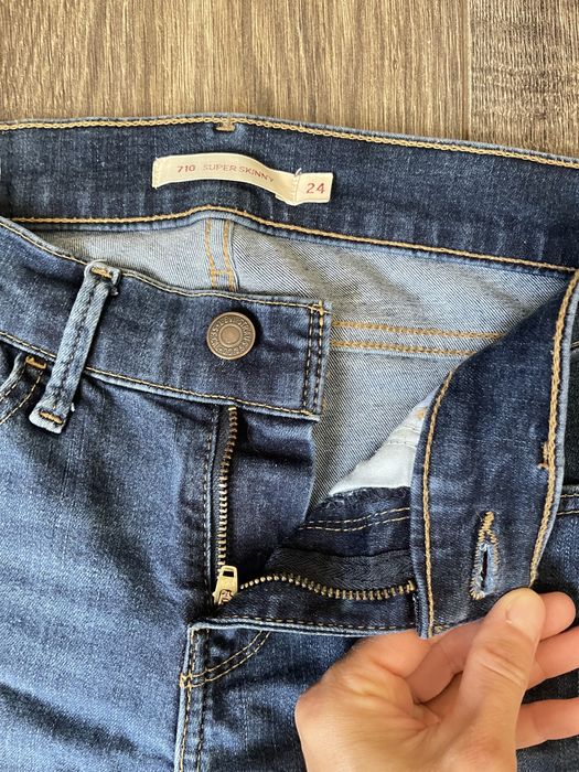 Джинси жіночі Leviʼs 24 розмір Super skinny+ майка