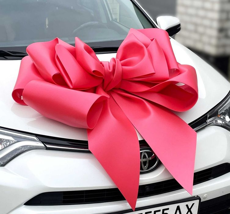 Красивый бант на машину – стильное решение