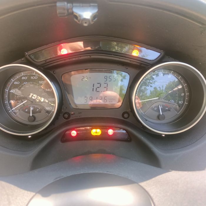 Piaggio MP3 300LT Na kat B