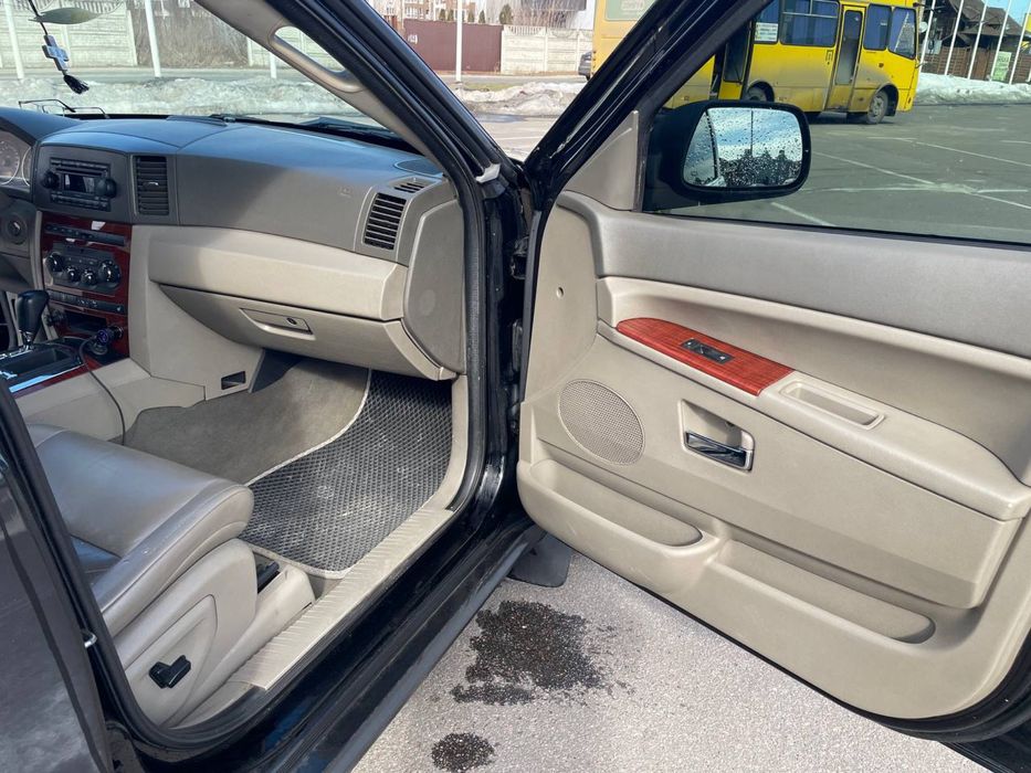 Jeep Grand Cherokke wk1 3.0 дизель автомат 4*4