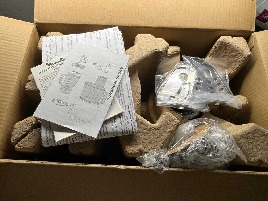 Wielofunkcyjny robot kuchenny marka: ‎Moulinex  Model: ‎FP246110