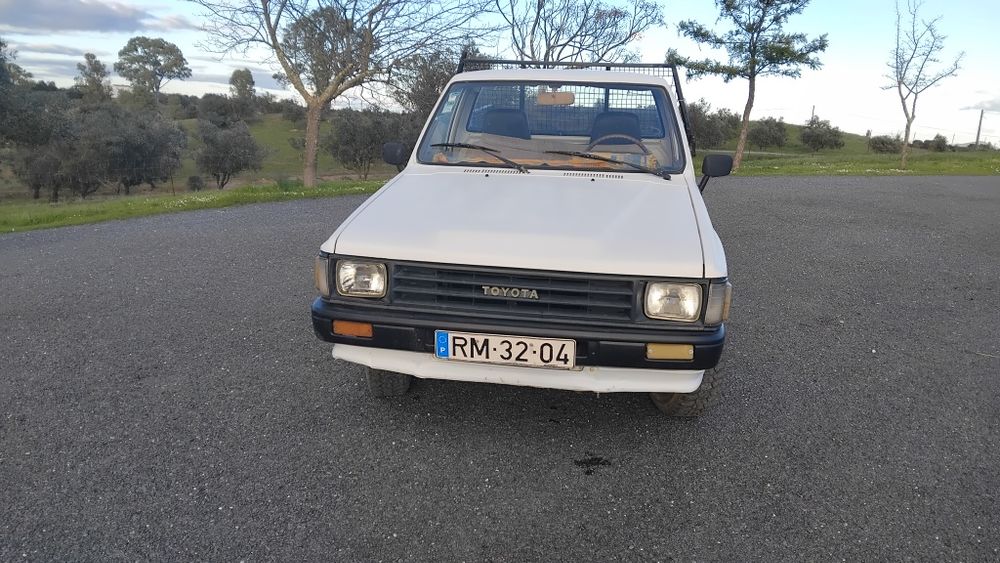 Toyota hilux 2.4D 4x2