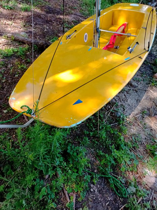Żaglówka (nie 420 470)