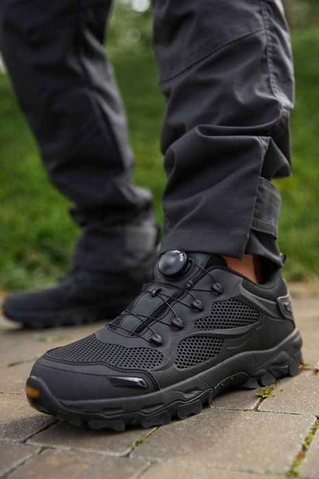 Тактичні військові демісезонні кросівки на автошнурівці Чорні 40-45р