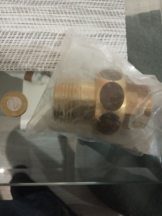 Śrubunek sanha 28x1 1/4