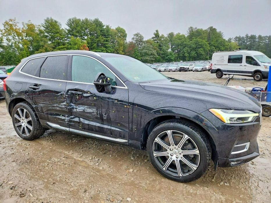 Volvo XC 60 INSCRIPTION / AWD / T6 / niski przebieg