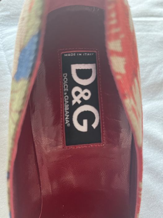 Sapatos Dolce & Gabbana, em pele