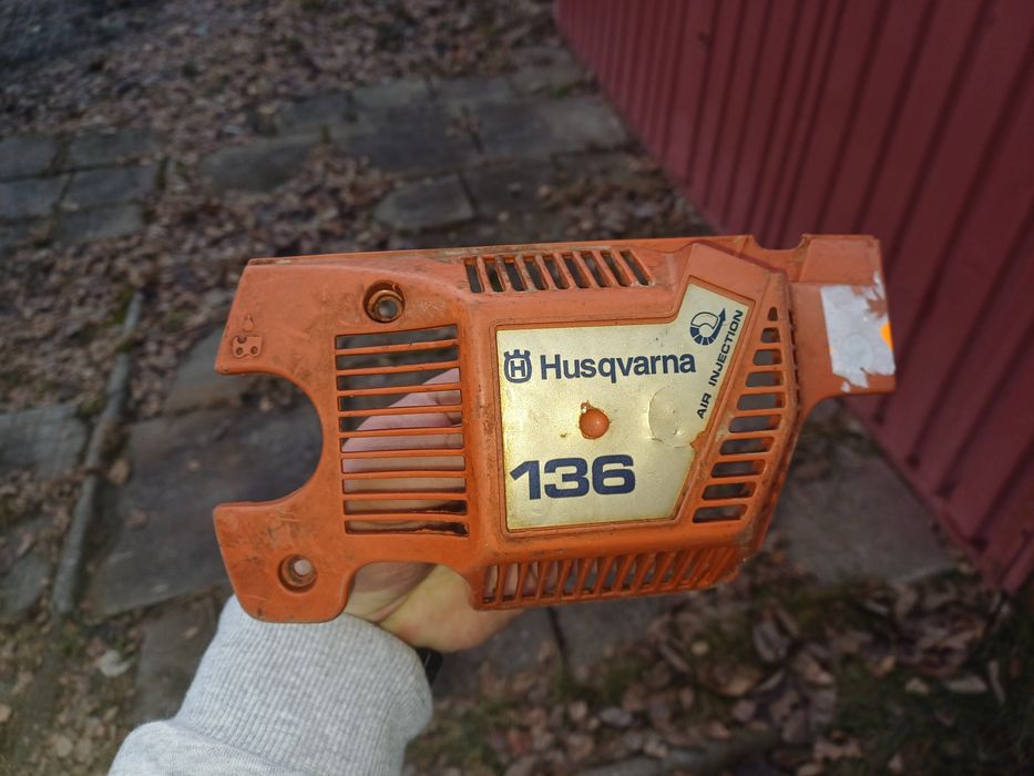 Oslona pokrywa rozrusznika husqvarna 136