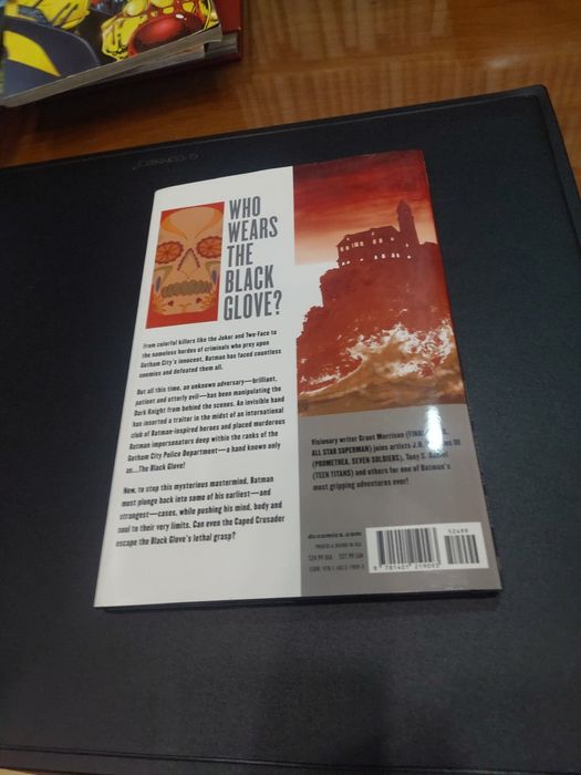 BATMAN, the black globe