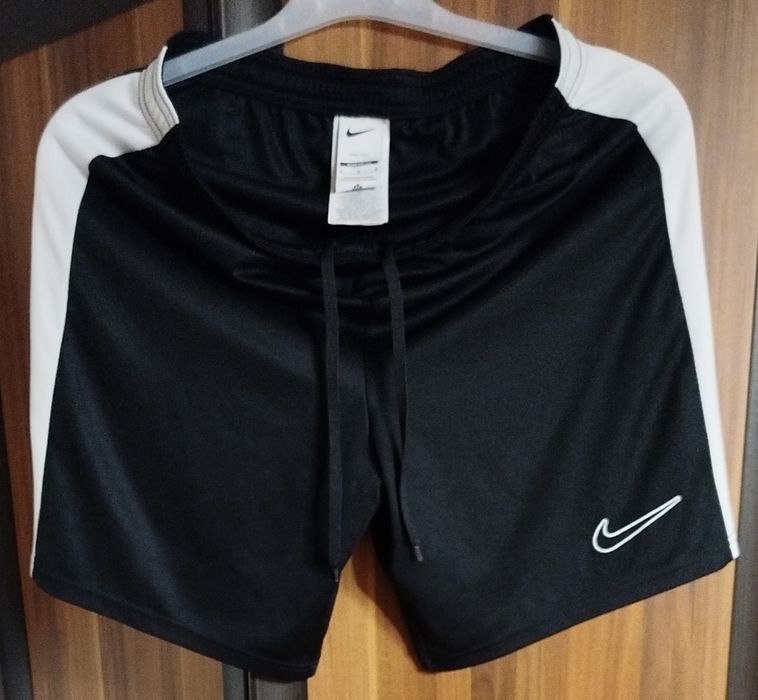 Spodenki krótkie męskie Nike rozmiar M stan idealny