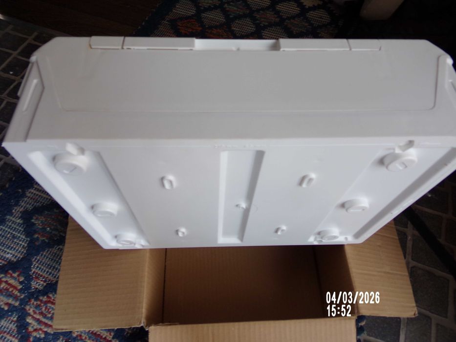 Quadro elétrico saliente porta opaca
