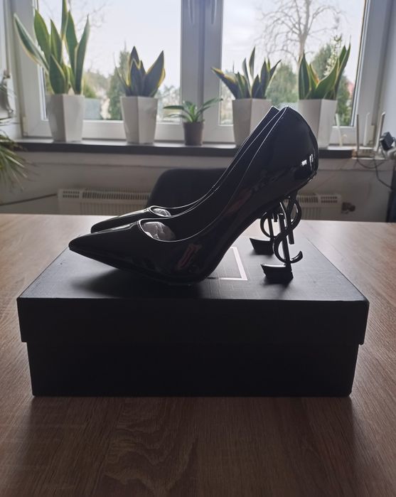 Szpilki YSL nowe