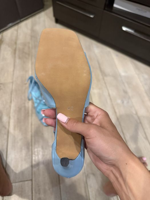 Босоножки голубые от Jimmy Choo