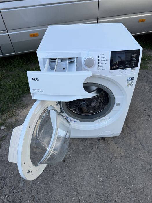Пральна машина AEG L6FBN842G