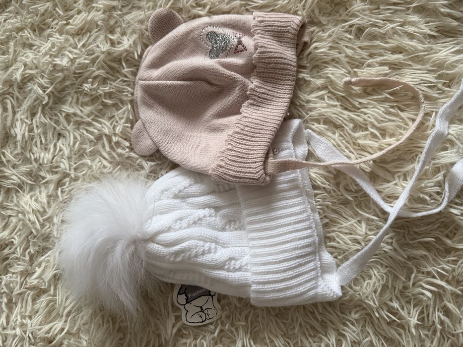 Шапка зимова . Набір з 2-х шапок зима/ весна