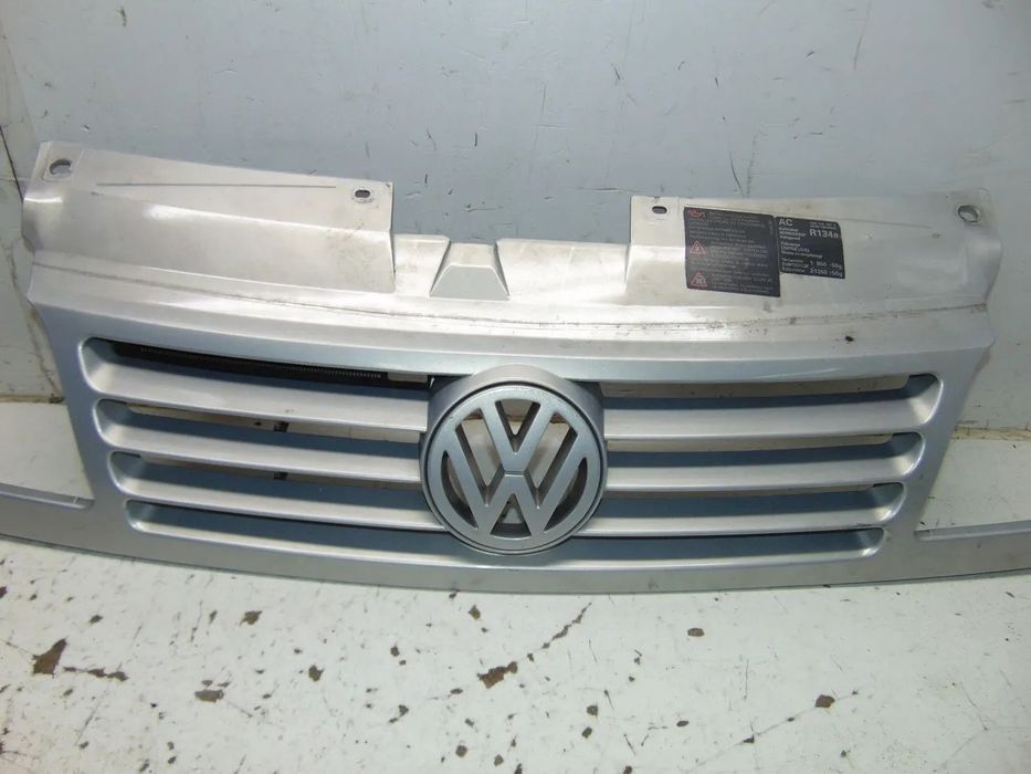 VW Sharan grelha frontal " usado em bom estado