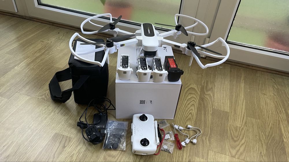 Dron Hubsan Zino 4K