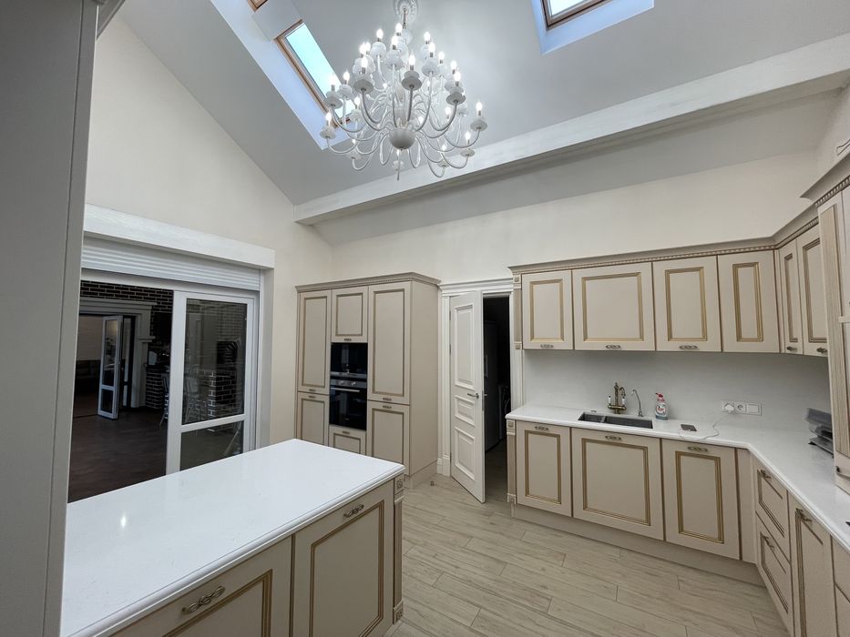 Продаж будинку на Осокорках, метро Славутич, Дарницький район, Київ