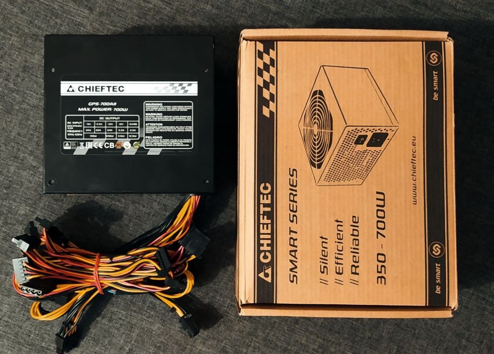 БП Chieftec 700W 80Plus блок питания 700Вт