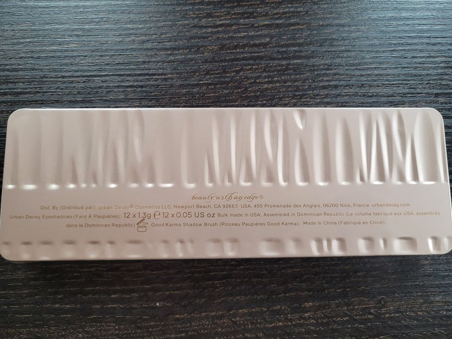 Urban Decay Naked 3 paleta cieni do powiek