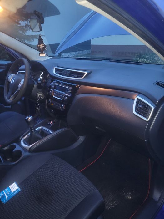 Nissan Qashqai 1.2 benzyna uszkodzony  zamiana