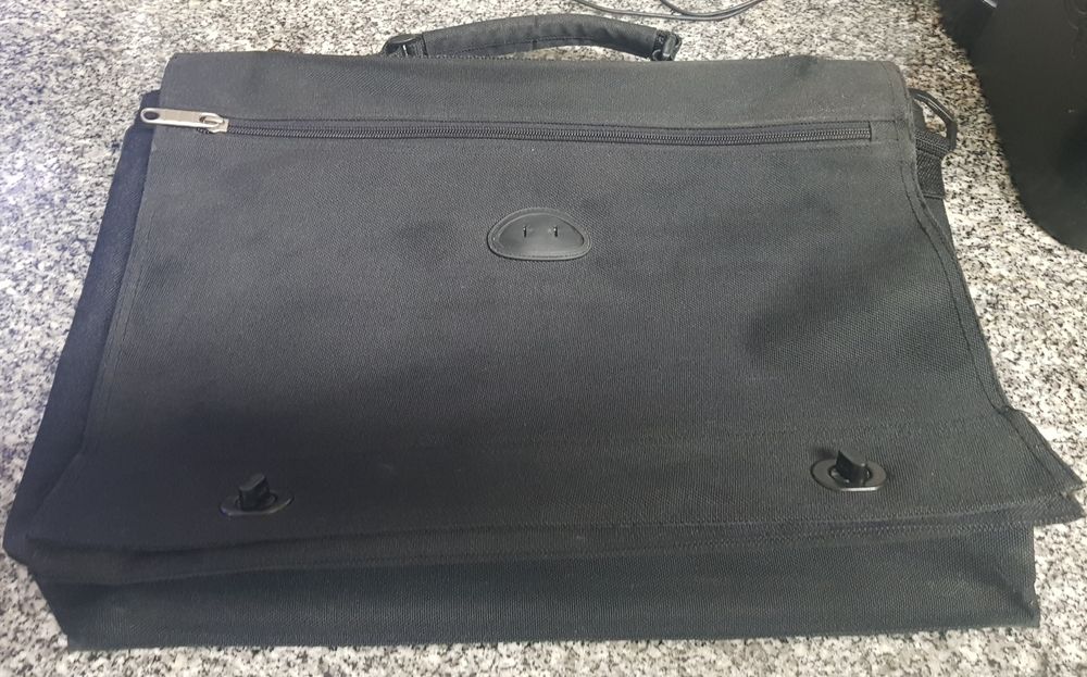 Mala para portátil bom estado 5€