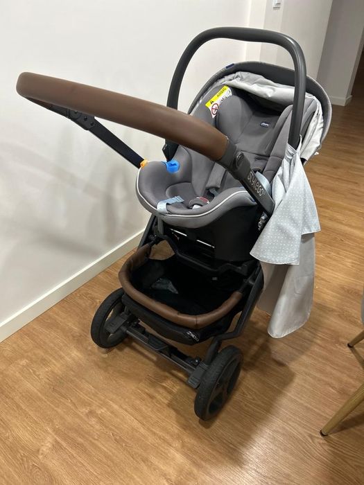 carrinho trio bebé chicco style go up com isofix