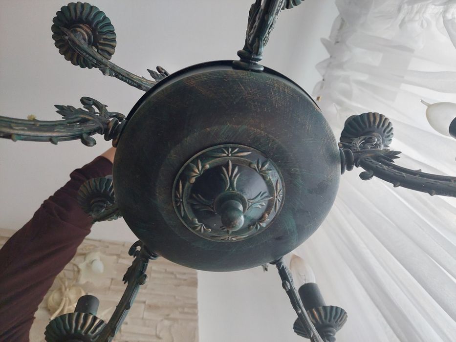 Elegancki stylowy żyrandol 5 żarówek