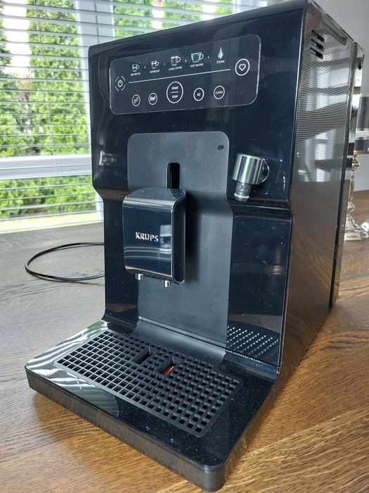 Ekspres krups EA870