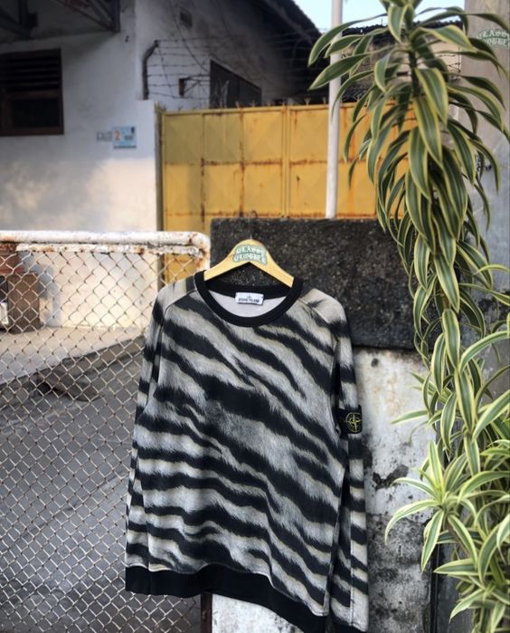Свитшот stone island tiger ЧИТАТИ ОПИС