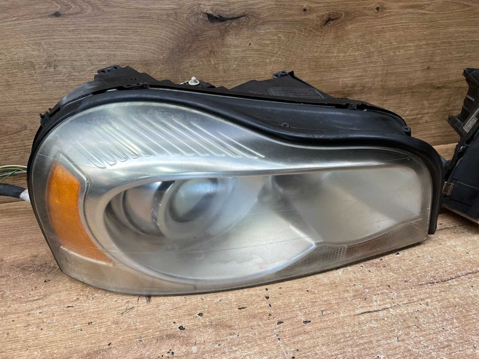 Lampa/reflektor przedni lewy prawy Volvo XC90 Lift Xenon