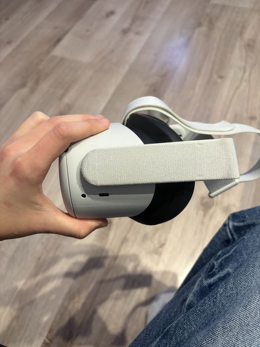 Meta Quest 2 128 GB – gogle VR, kontrolery, zestaw