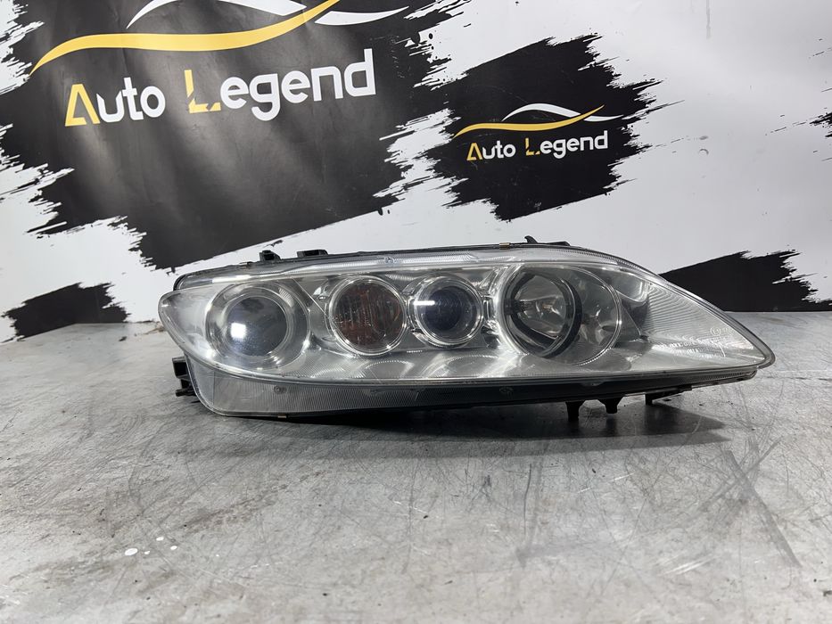 Передня права фара від Mazda 6 GG1