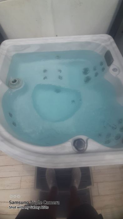 Spa model /Camelia