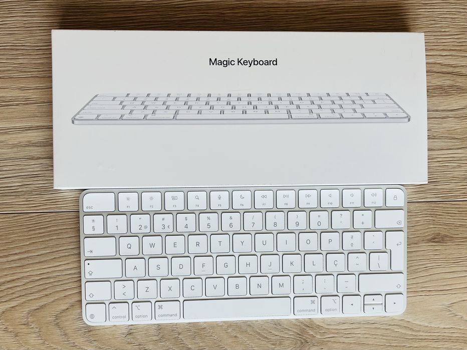 Magic Keyboard novo - USB-C