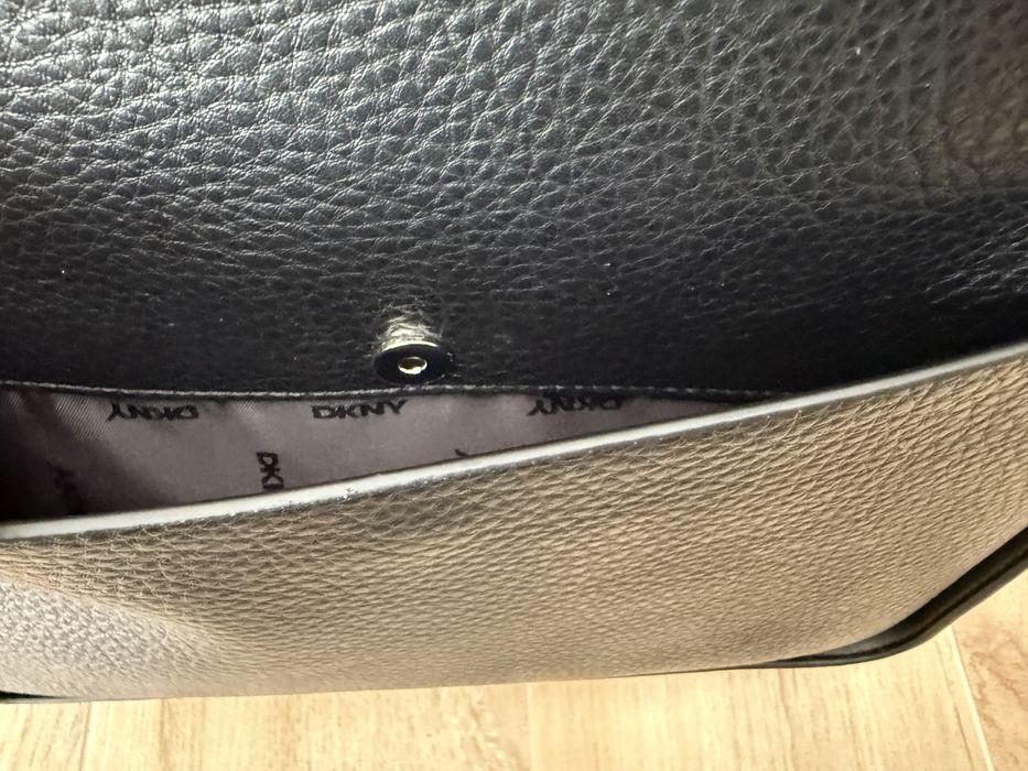 Nowa torba DKNY Akia Hobo