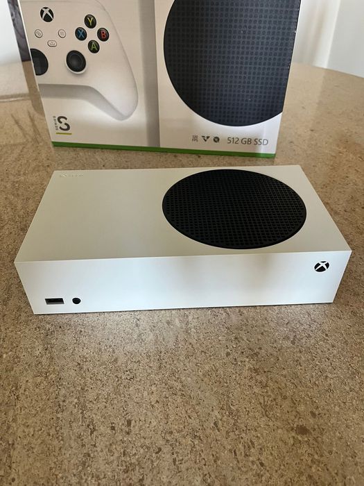 Xbox Series S (512GB) — Excelente Estado + Caixa Original