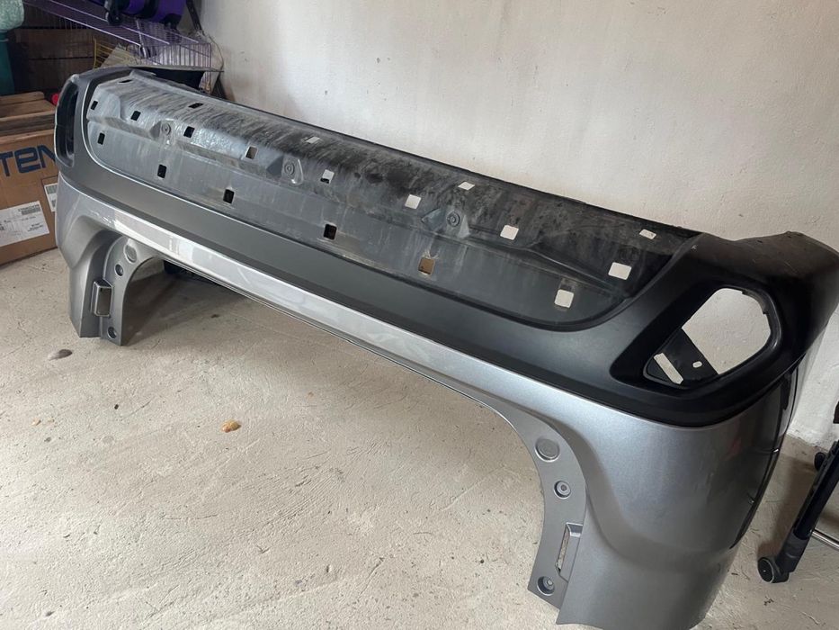 Задній бампер Mitsubishi Outlander 2021