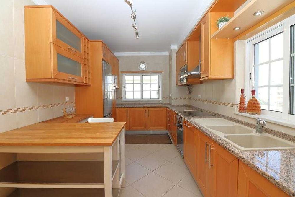 T3 com Estacionamento | Almancil