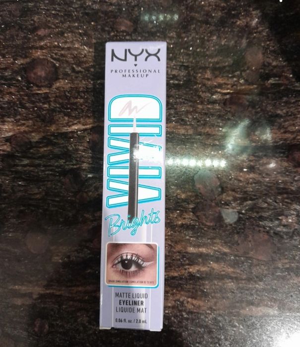 Eyeliner NYX nowy