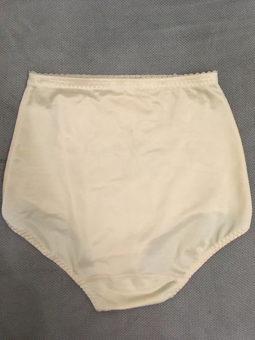 Трусы утягивающие послеродовые